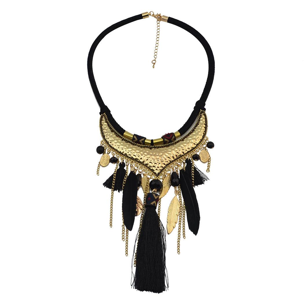 Collier de plumes bohème