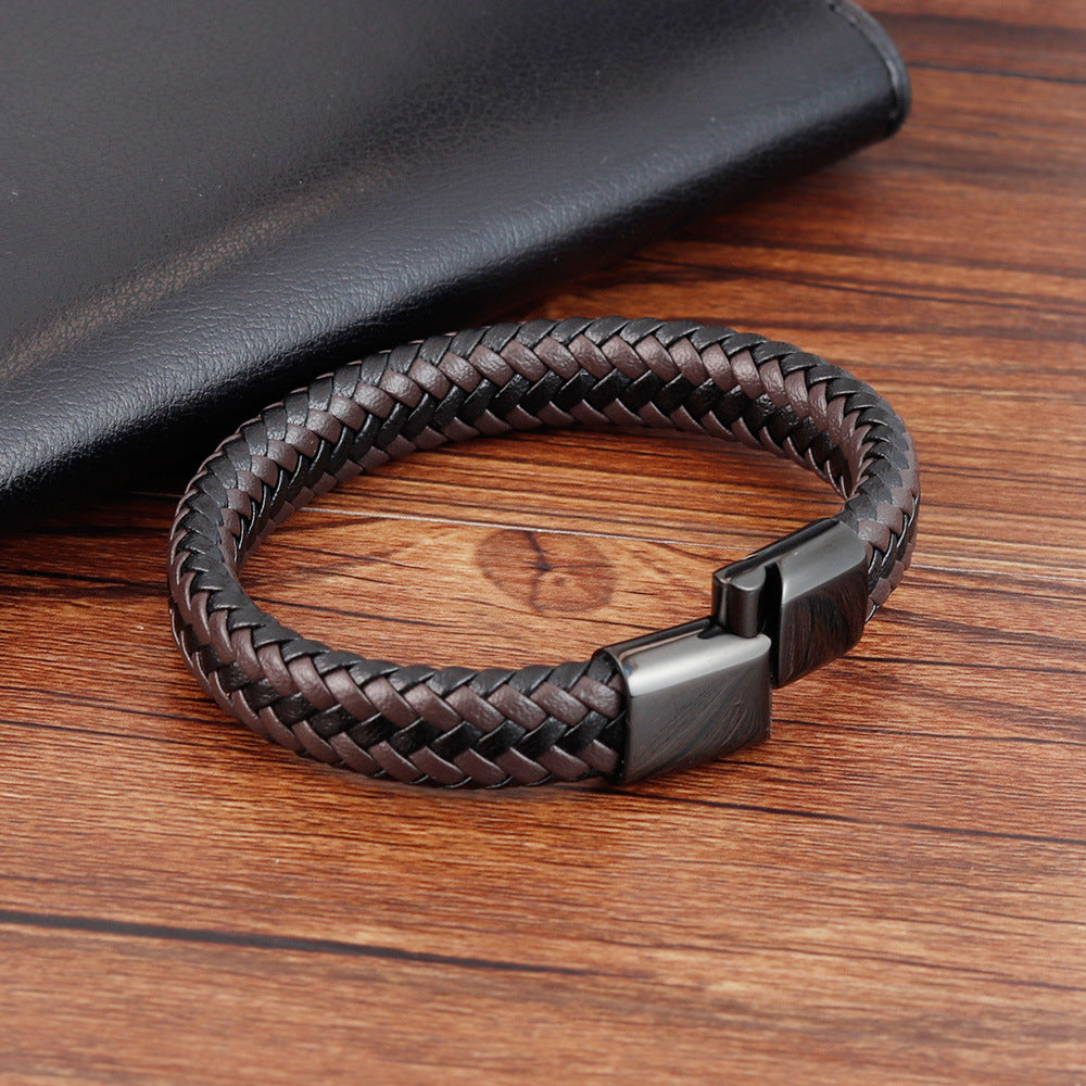 Bracelet tressé en cuir