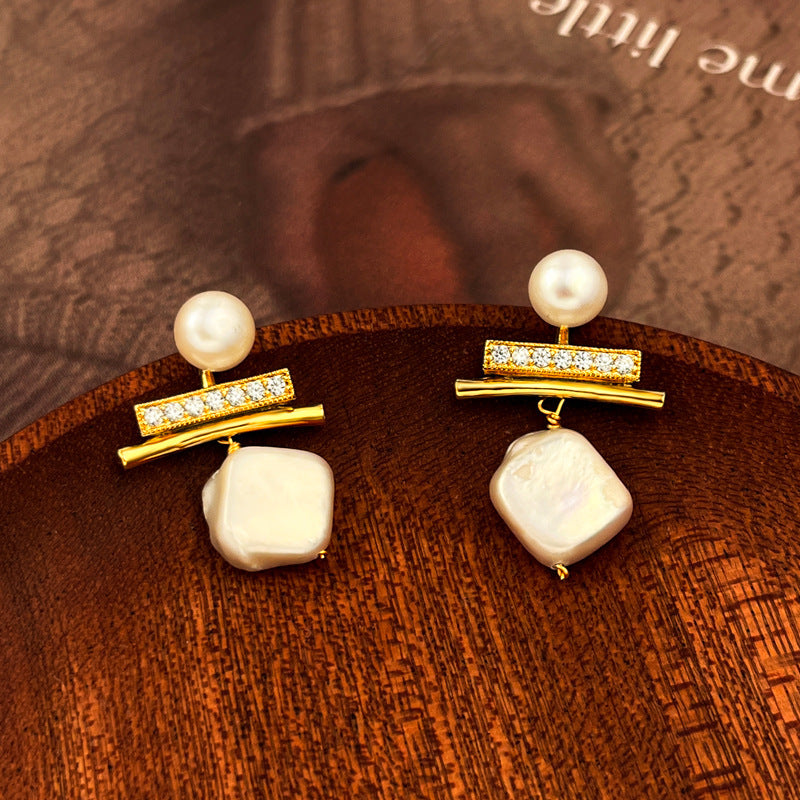 Clous d'oreilles en perles baroques naturelles