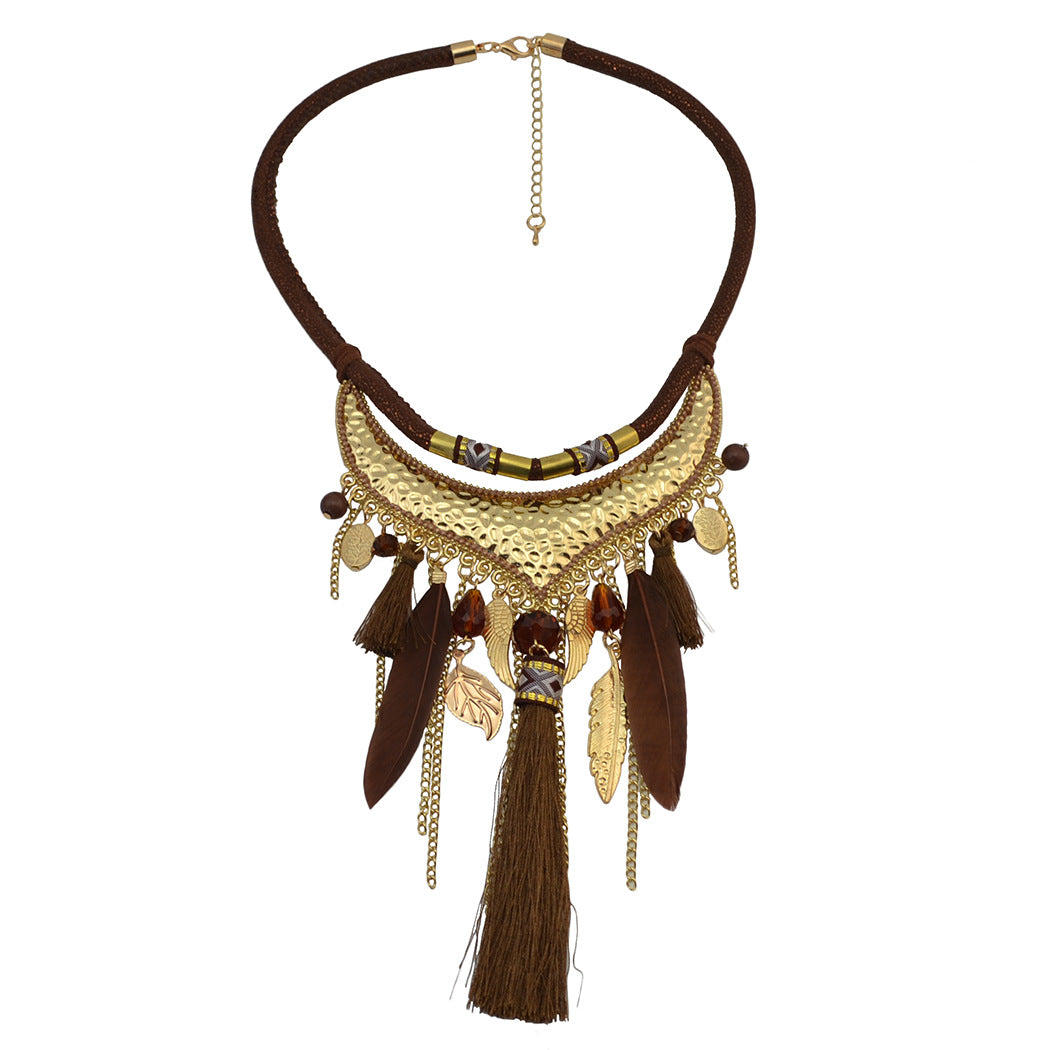 Collier de plumes bohème