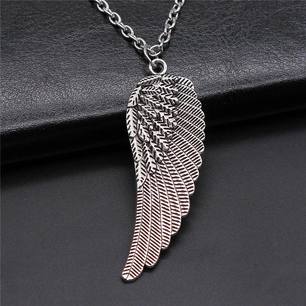 Chaîne et pendentif unisexe en plumes d'ailes d'oiseaux