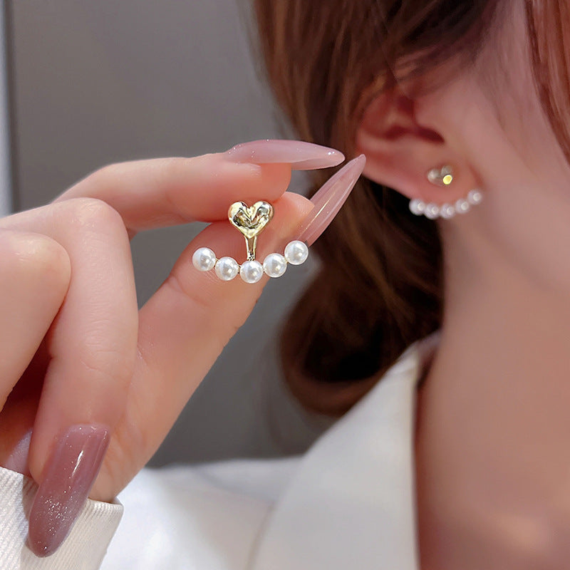 Boucles d'oreilles à tige en argent avec petites perles et aiguilles
