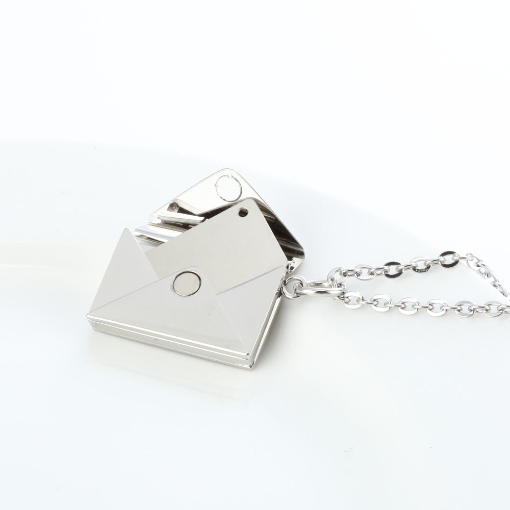 Bijoux collier unisexe enveloppe coeur