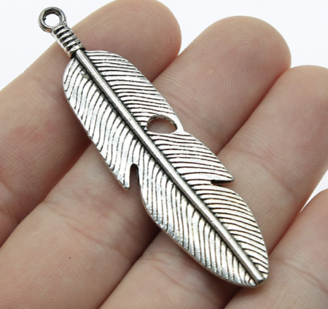 Chaîne et pendentif unisexe en plumes d'ailes d'oiseaux