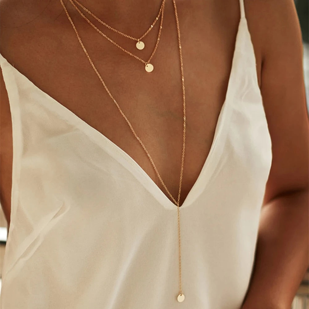 Collier de chaîne de pièces de monnaie rondes minimalistes multicouches