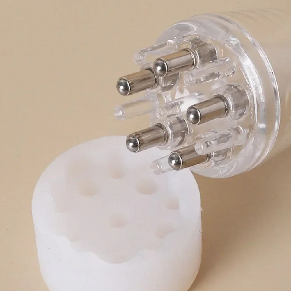 Liquid Scalp Oil Applicator Comb – Hair Growth & Oil Massage Tool