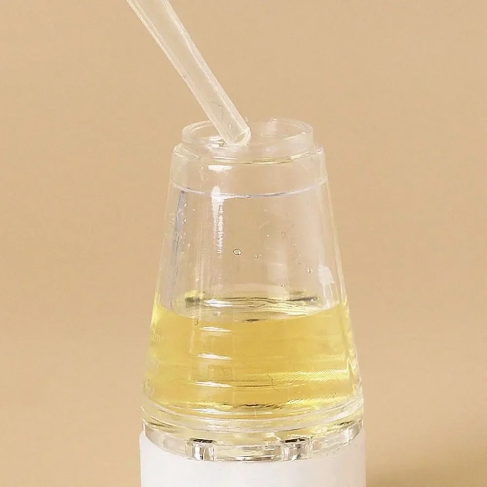 Liquid Scalp Oil Applicator Comb – Hair Growth & Oil Massage Tool