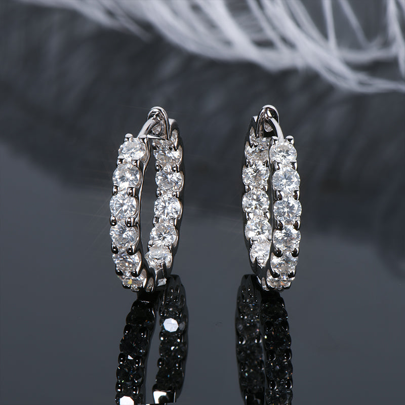 Boucles d'oreilles créoles moissanite certifiées GRA