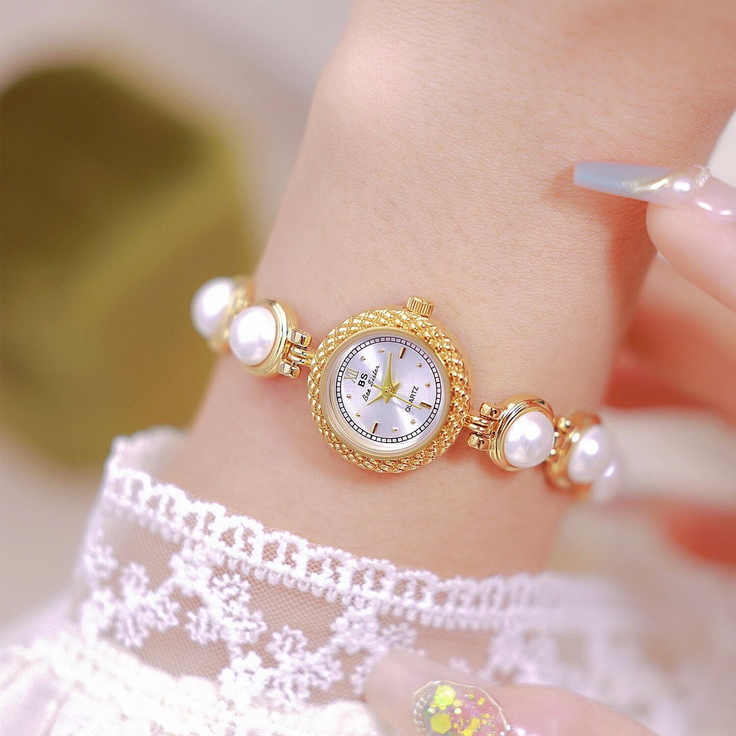 Light Luxury Pearl Bracelet Watch