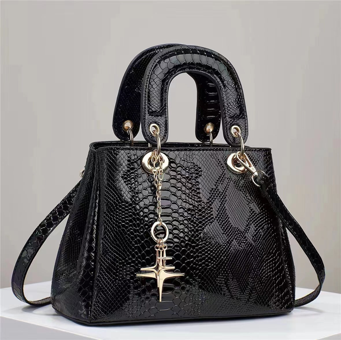 Crocodile Body All-Match Fashion Shoulder Bag