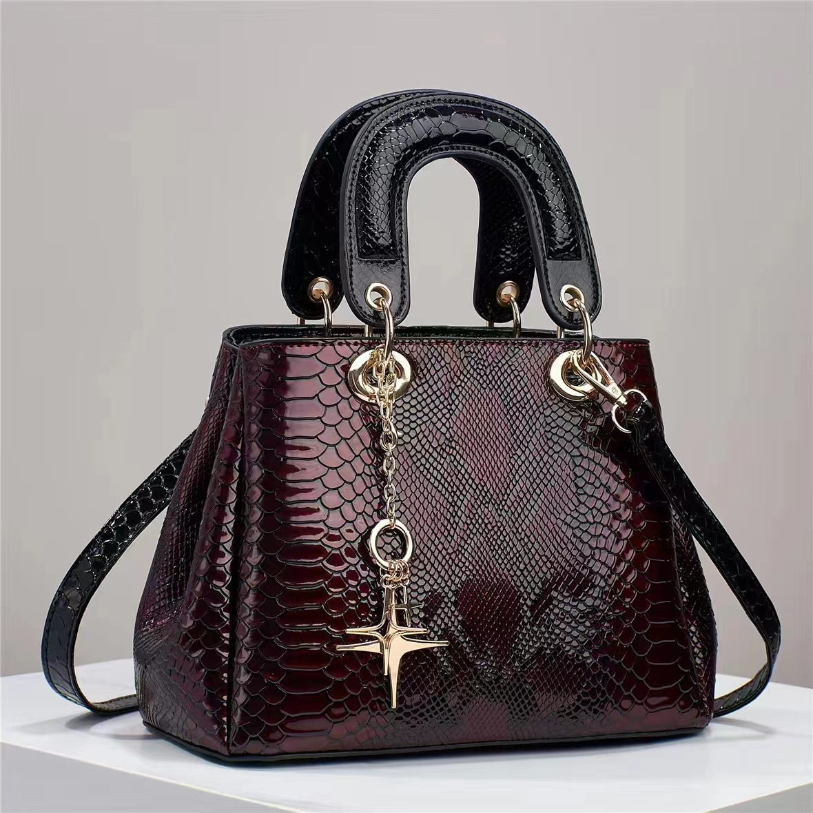 Crocodile Body All-Match Fashion Shoulder Bag