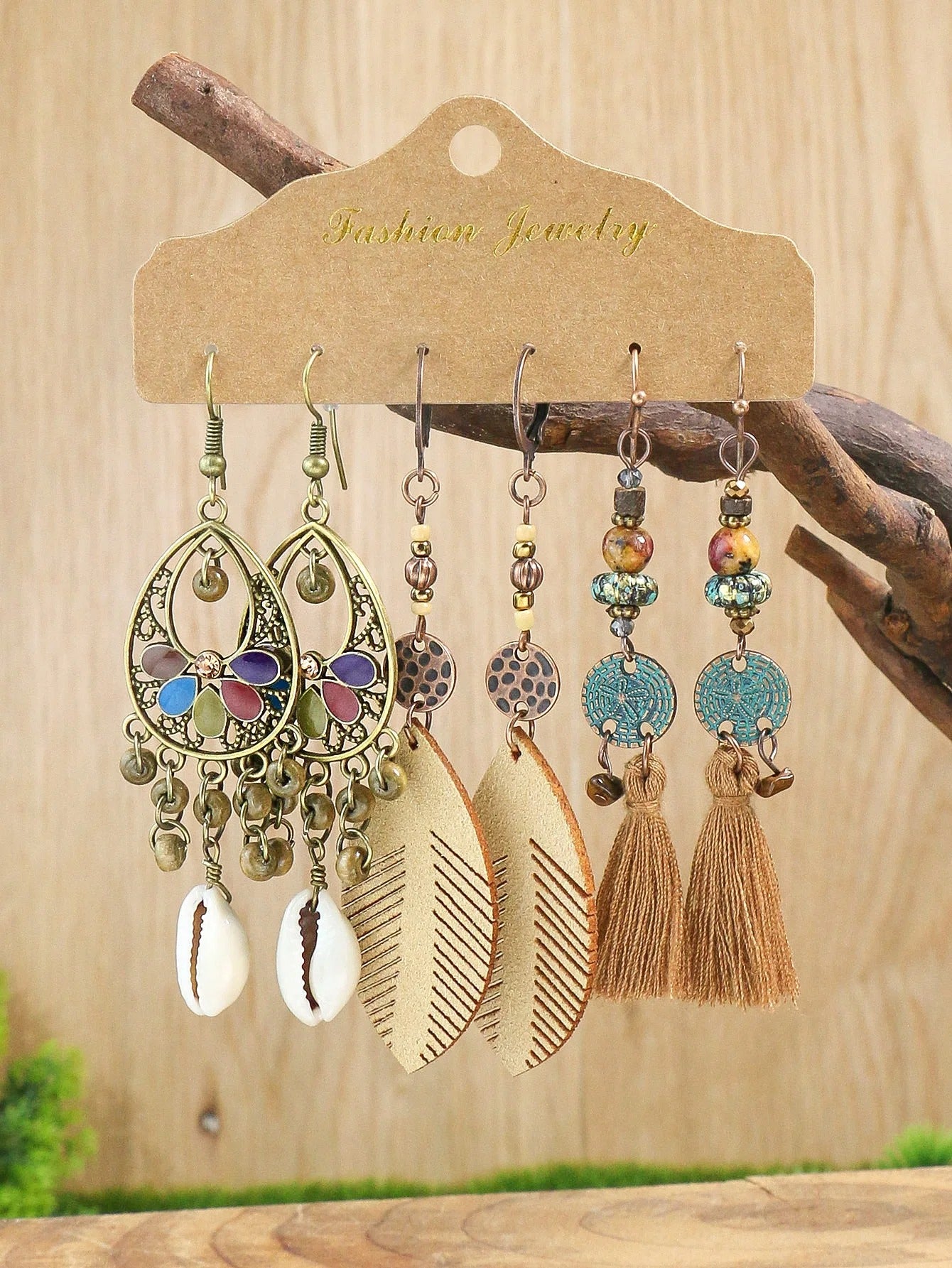 Antique Retro Hollow Earrings