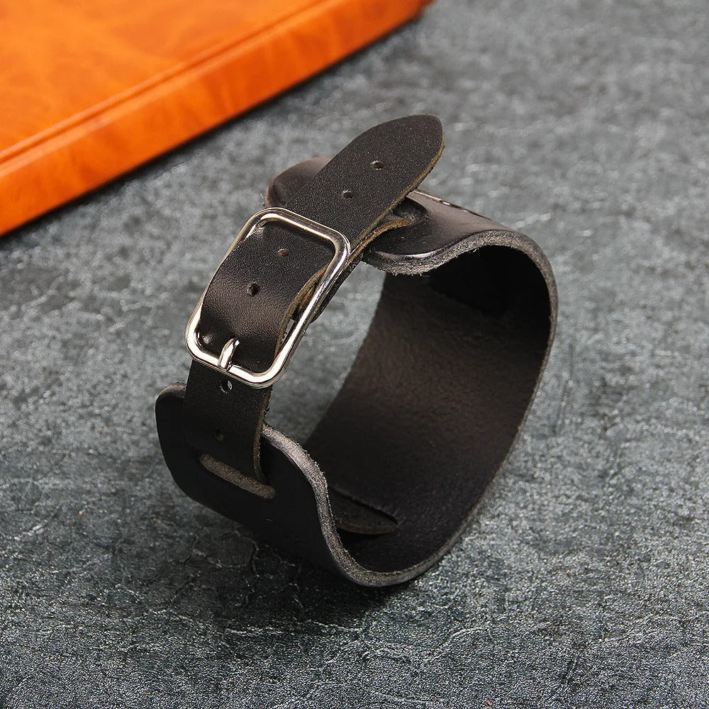 Men's Leather Wristband Embossed Wolf Bracelet