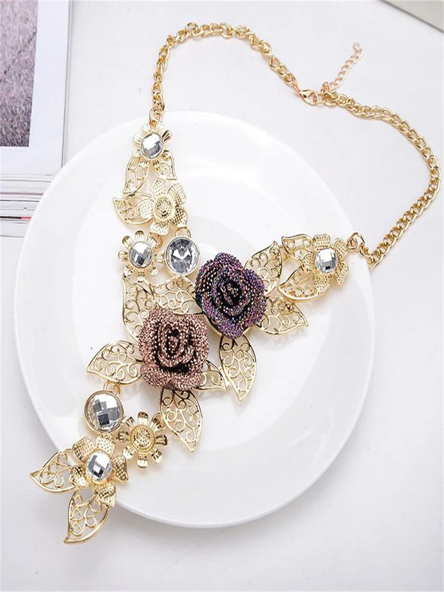 Vintage necklace alloy hollow flower-shaped